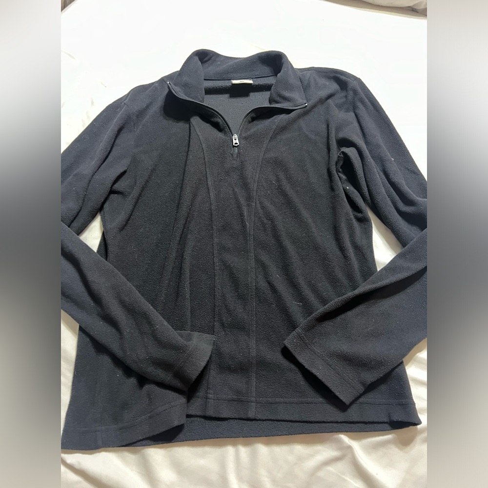 Columbia women’s black fleece